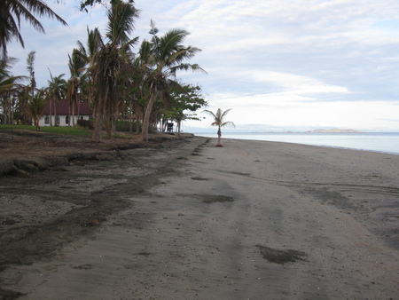Fiji Sofitel - Strand 2 Wochen nach dem Sturm